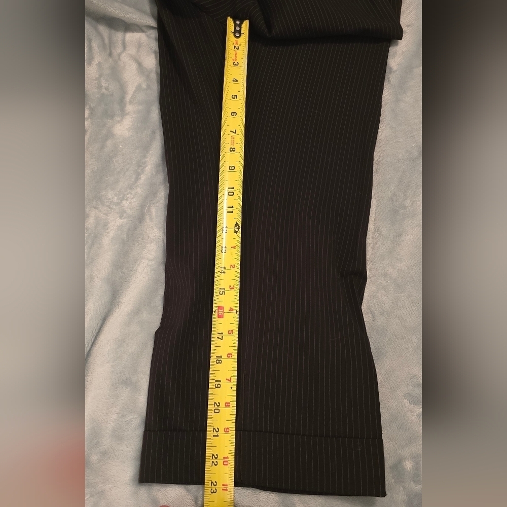 New York Company Women's Black Cropped Cuffed Dress Pants, Size 14 (1028) - Picture 9 of 10
